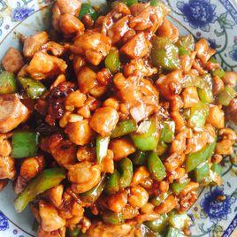 醬香青椒炒雞丁 醬香青椒炒雞丁