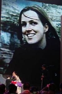 薩布利亞·坦貝肯 薩布利亞·坦貝肯