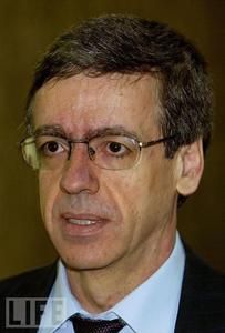 梅納赫姆·馬祖茲 梅納赫姆·馬祖茲