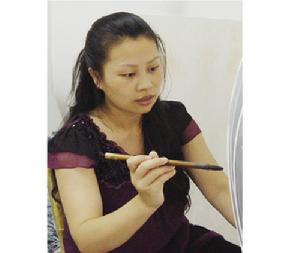 景德鎮市高級工藝美術師李艷蓉