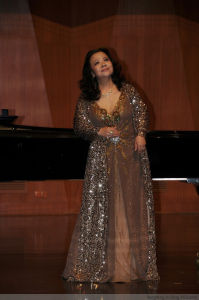 王忠艷[歌唱家]