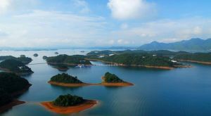 巴斯塔尼湖 巴斯塔尼湖