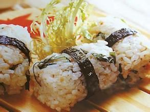 烤魚青菜飯糰 烤魚青菜飯糰