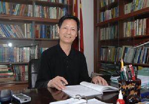 夏德林：黨委書記兼副社長、副研究員