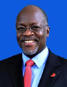 約翰·蓬貝·約瑟夫·馬古富力 約翰·蓬貝·約瑟夫·馬古富力