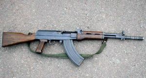 中國81式自動步槍 中國81式自動步槍