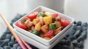 芒果三色雞丁 芒果三色雞丁