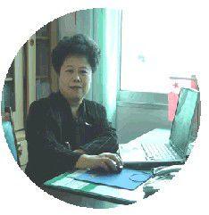 韓小梅[貴陽市民族中學校長、黨總支書記]