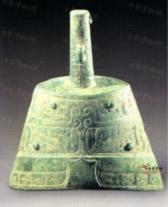 春秋晚期龍紋鍾