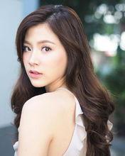 平采娜·樂維瑟派布恩 生活照