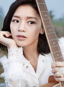 黃英[中國內地女歌手、演員]