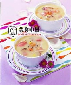 百里香火腿蔬菜濃湯 百里香火腿蔬菜濃湯