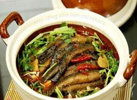 泥鰍煮酸菜 泥鰍煮酸菜