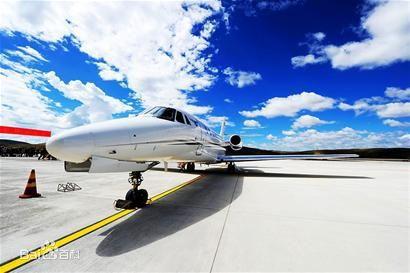 阿壩紅原機場校飛工作
