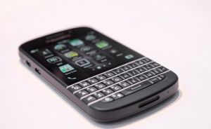 黑莓Q10