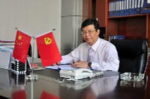 江西服裝學院校長 陳萬龍