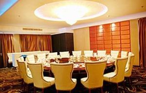 東港大酒店 東港大酒店