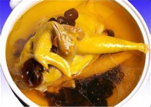 何首烏鮮雞湯 何首烏鮮雞湯