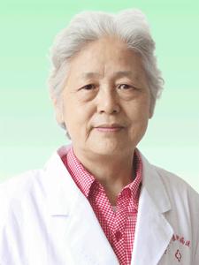 副主任醫師,濟南中醫肝病醫院肝病學科帶頭人,七十六辨扶正還原療法創始人之一 畢業於山東醫學院臨床醫療專業,從事肝病的醫療和研究工作四十餘年,擅長依據中醫辨證理論進行肝病的辯證治療,發表醫學論文二十餘篇,多次參加省內外肝病學術研討會和交流會。學術造詣深,臨床經驗豐富。能科學的運用中西醫理論和七十六辨扶正還原療法辨證治療各種急慢性肝炎、重症肝炎、脂肪肝、酒精肝、肝纖維化、肝硬化、肝昏迷等肝臟疾病,尤其在治療A肝、B肝大小三陽、C肝、肝硬化腹水及上消化道出血方面頗有建樹,轉陰率高,療效顯著。特別值得一提的是,經過孫主任辨證治療的很多重症肝硬化病人能夠在短期內實現肝功能正常,突破了肝硬化反覆治療不愈的難關,深受國內肝病學術界的認可和眾多患者的信賴。