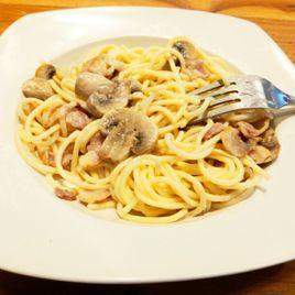 蘑菇奶油意大利麵 蘑菇奶油意大利麵