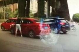 女司機變道被打事件 女司機變道被打事件