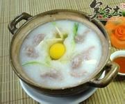 魷魚蚝豉鹹蛋粥 魷魚蚝豉鹹蛋粥