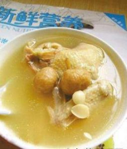 鷓鴣海蜇雪梨湯 鷓鴣海蜇雪梨湯