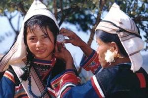 基諾族婚俗 基諾族婚俗