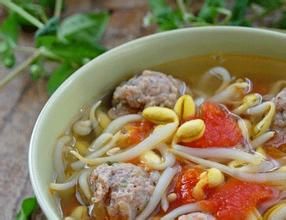 番茄豆芽排骨湯 番茄豆芽排骨湯
