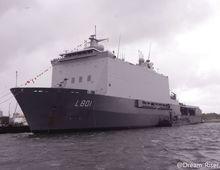 鹿特丹級2號艦L801約翰·懷特號
