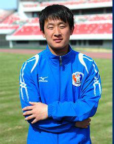 周興龍[足球運動員]