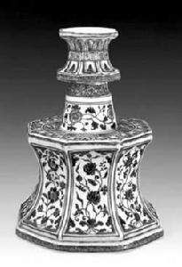 宣德青花折枝花卉紋八方燭台