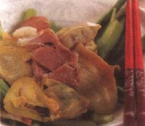 鹹肉河蚌燒青菜 鹹肉河蚌燒青菜