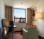 大連海尊快捷假日酒店