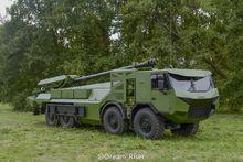 使用“太脫拉”底盤的凱撒8*8自行榴彈炮