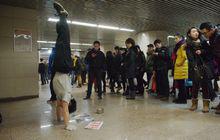 2013年2月賣藝乞討