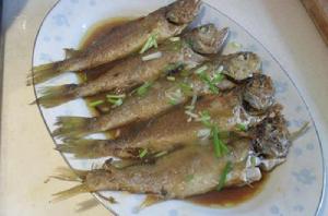 蔥燒黃梅魚 蔥燒黃梅魚