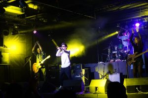 王繹龍與BIKE樂團“疆進酒”表演