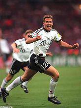 比埃爾霍夫打入1996年歐洲杯上的經典金球