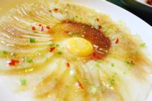 青辣椒拌冬瓜片 青辣椒拌冬瓜片