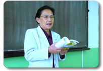 周敏玉 物理特級教師