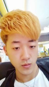 彭盛舉（慕小舉）