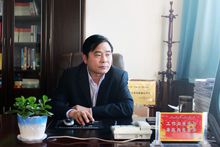 堯山中學校長楊春龍