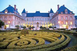 摩納哥國際大學 摩納哥國際大學