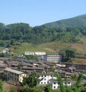 街子山村 街子山村