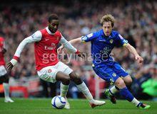 盧西亞諾&middot;貝奇奧在與阿森納的比賽中