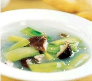 豆腐絲瓜滾山斑魚湯 豆腐絲瓜滾山斑魚湯