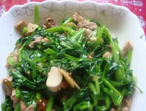 碗豆尖炒肉 碗豆尖炒肉