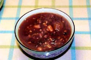 黑木耳紅棗燕麥粥 黑木耳紅棗燕麥粥