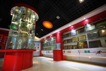 重慶市楊家坪中學 榮譽陳列室